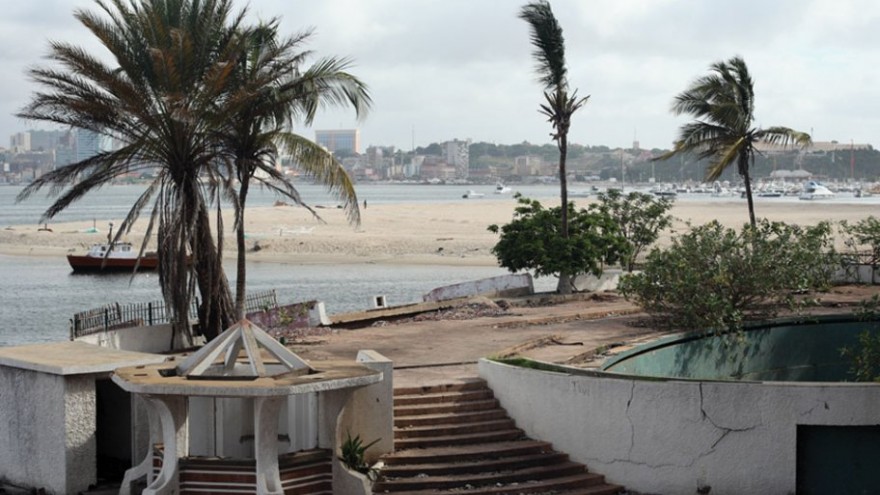  View of the city centre from the abandoned Panorama Hotel on the Ilha do Cabo. 