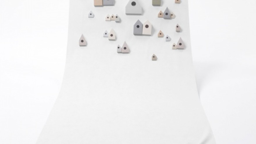 Non-slip birdhouse by Nendo. Photo: Hiroshi Iwasaki.  