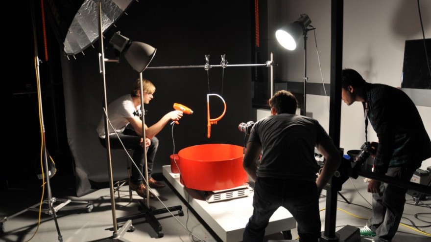 Dip in Space. Photo: Rob van Leijsen & Mathieu Guilbaud. 