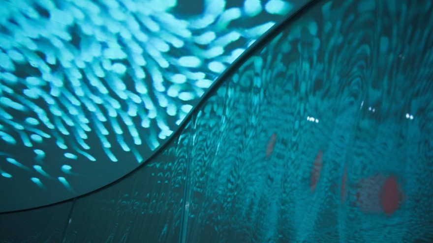 Ross Lovegrove's "Lasvit Liquidkristal" installation