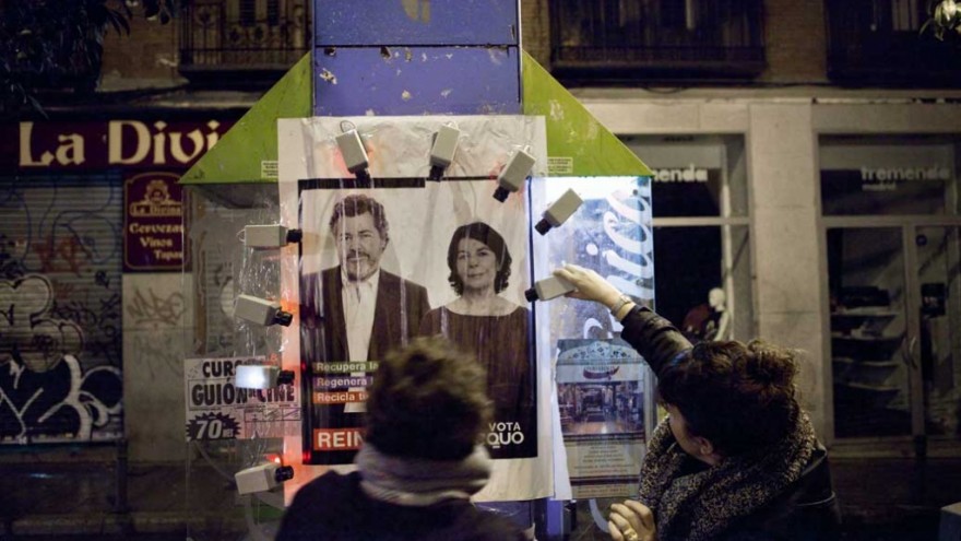 Politicians under Surveillance. Photo: Gustavo Sanabria.  