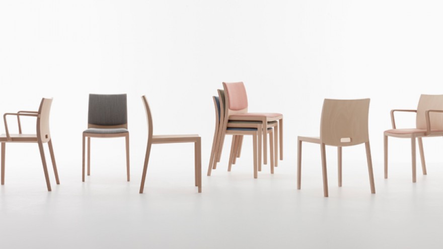 ON chair by Jasper Morrison for Andreu World. 