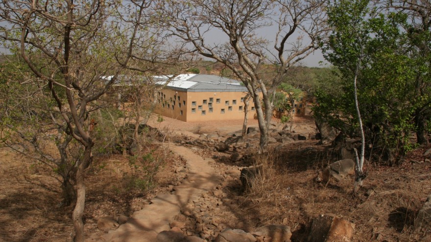 Centre de Santé et de Promotion Social, CSPS by Francis Kéré.