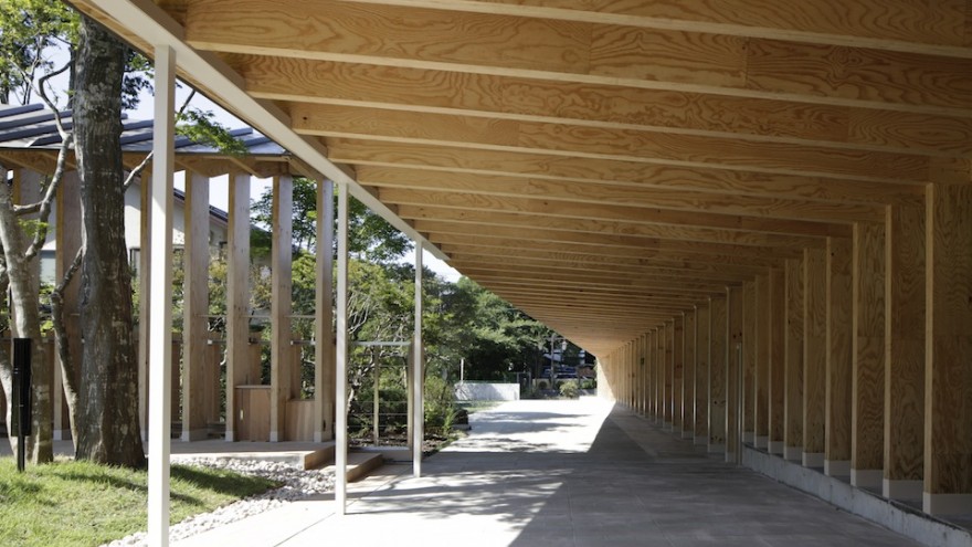 Sengokubara residence by Shigeru Ban. 