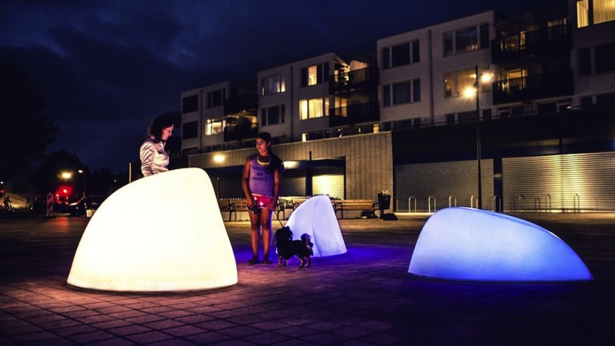 MARBLES interactive installation by Daan Roosegaarde. 