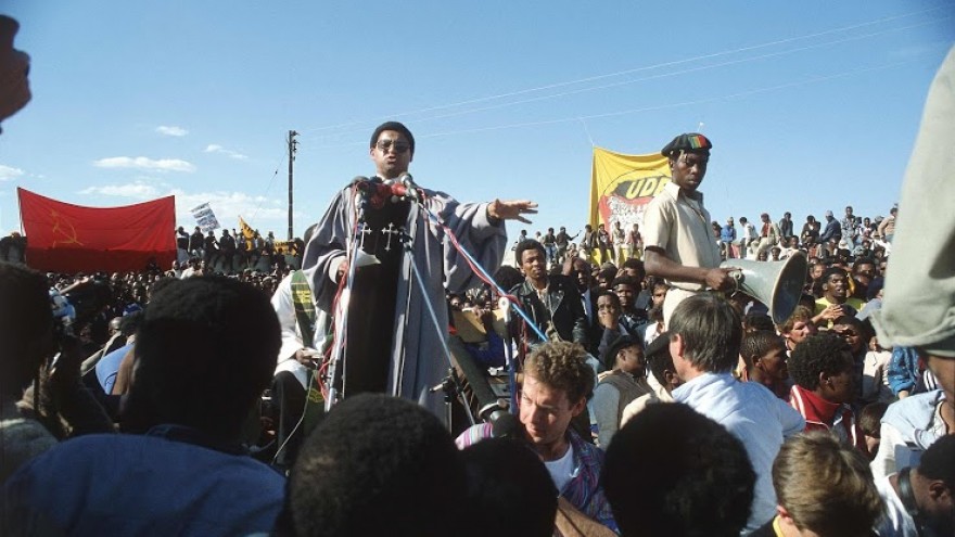 Rashid Lombard Photo. Dr Alan Boesak during the funeral of the Cradock Four, July 1985