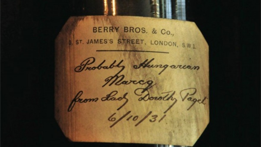 Berry Bros. & Rudd identity design by Harry Pearce. 