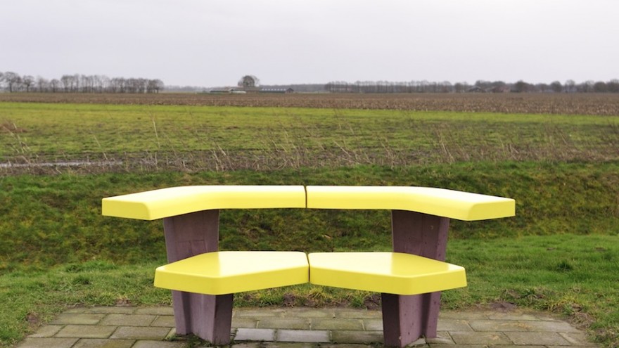 Road marking and links for art projects and resting places along road N34 in the Netherlands by Ineke Hans. 