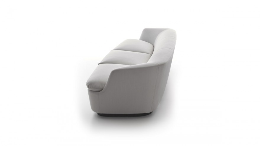 Orla Sofa by Jasper Morrison for Cappellini. 