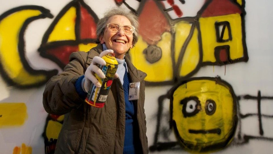 Urban Art Workshops for Seniors is a programme that is putting spray cans in the hands of Lisbon's pensioners, who are now part of a group called Lata 65