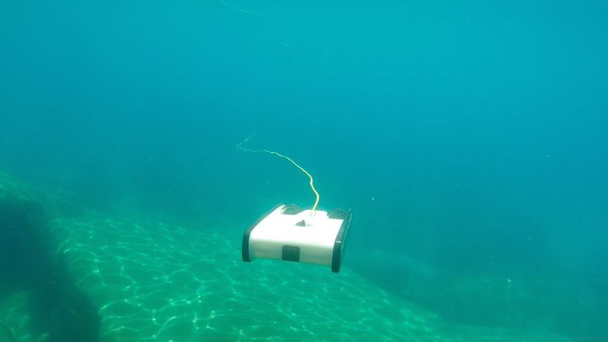 This nifty underwater explorer is light, and low-cost. 
