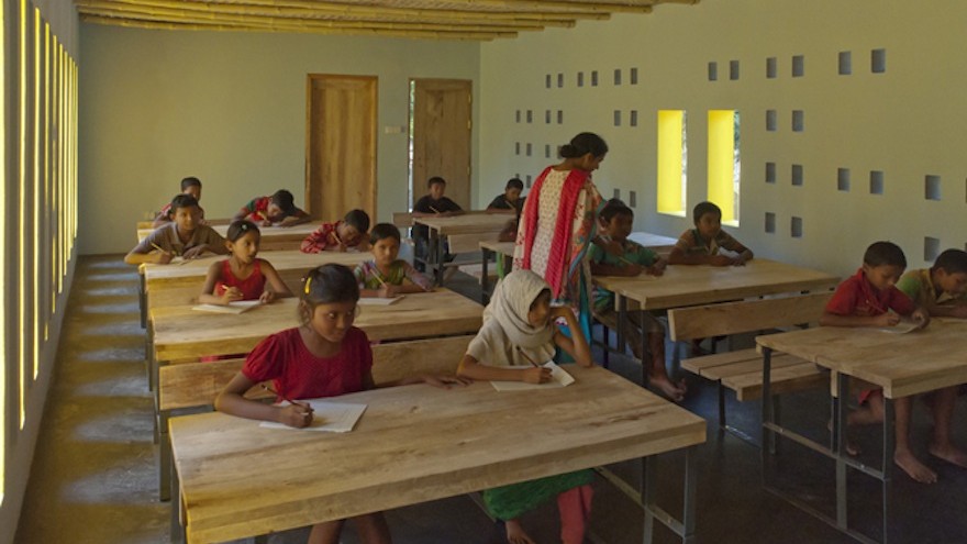 The Pani Community Centre in Rajarhat, Bangladesh acts as a technical school and community centre for children of the so-called “landless people”.  Image: SchilderScholte