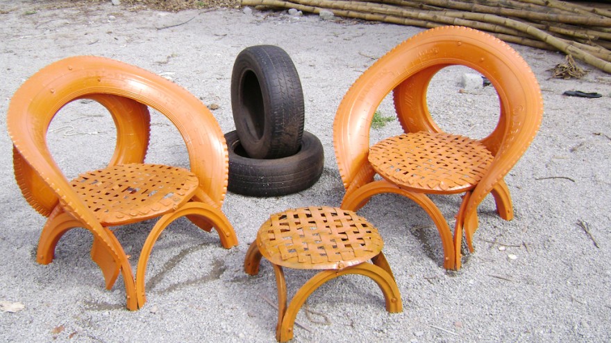 Outdoor furniture using tyres by Recycle India 