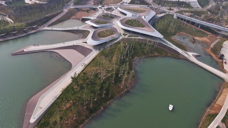 Heavenly Water Service Center Service Center by Zhenfei Wang