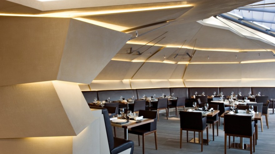 Le 39 V Restaurant. Photo: Mario Pignata, Nicolas Mathéus, Vincent Fillon. 