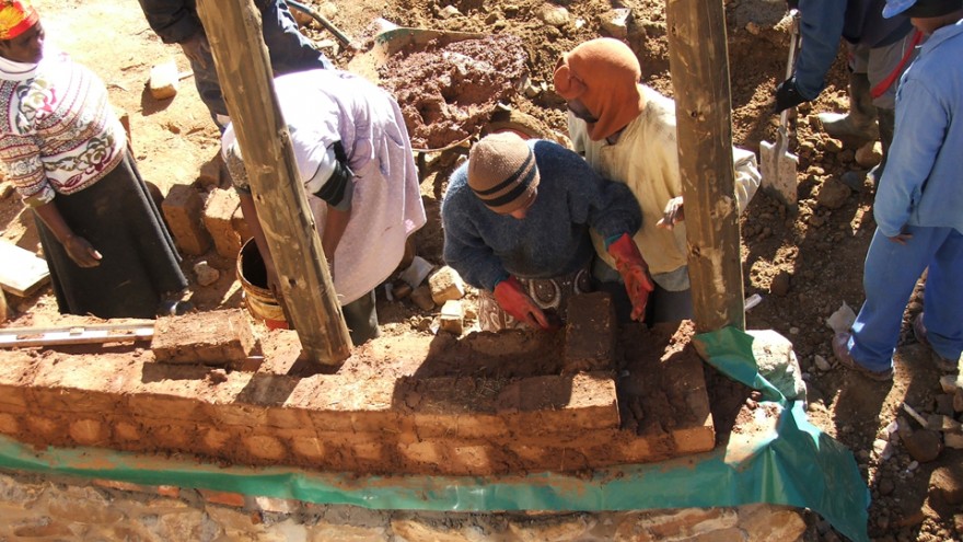 Laying th foundation. Photo: Steve Kinsler. 