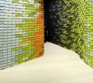 The North Tiles - A showroom for Kvadrat in Stockholm (Les Tuiles : un showroom pour Kvadrat à Stockholm) ­(2006) partition system