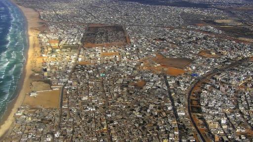 Senegal aims to ease congestion by building a new city. Image: http://www.crisan.ro/