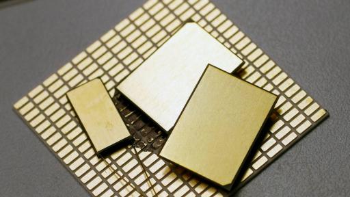 Phononic semiconductors