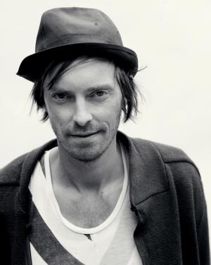 Henrik Vibskov Henrik Vibskov