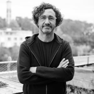 Alfredo Brillembourg is an architect and urban designer redefining the socio-economic system to overcome the emergent challenges in rapid urbanisation. Alfredo Brillembourg is an architect and urban designer redefining the socio-economic system to overcome the emergent challenges in rapid urbanisation.