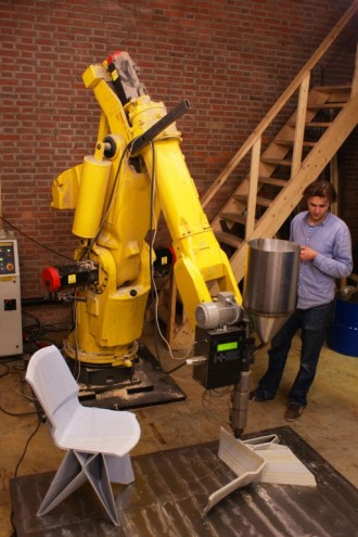 Printing machine for Endless chairs. 