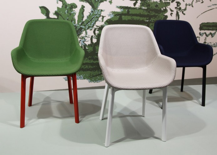 Patricia Urquiola’s “Clap” armchair