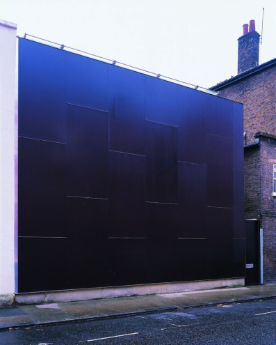 Front of Elektra House in London, completed 2000 (Photo: Lyndon Douglas).