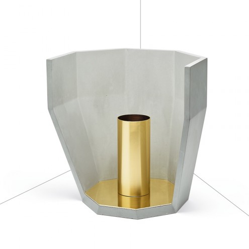 Multifacet collection: Flower Vase by Matali Crasset for LCDA. 