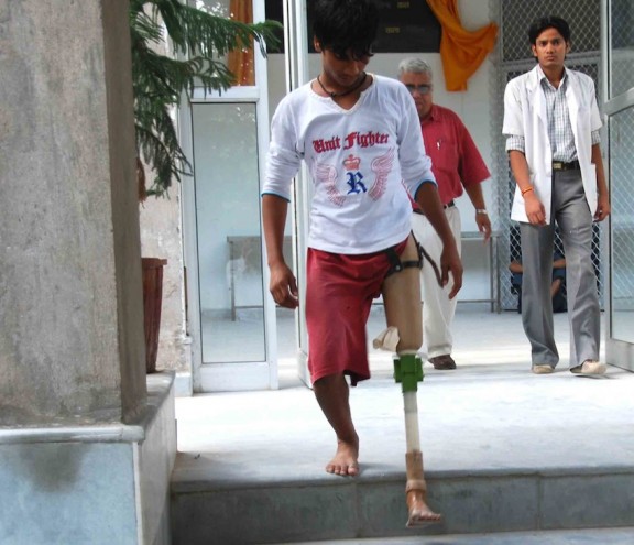 D-Rev, a company focusing on providing quality healthcare to low-income populations, is launching the ReMotion Knee. Image: Kamal, who was fit with a Jaipur Knee