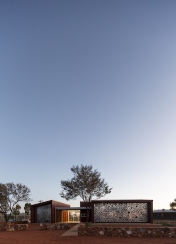 This community clinic in the Australian outback, designed by Kaunitz Yeung Architecture, won Best Sustainable Development of the Year at the LEAF Awards. 