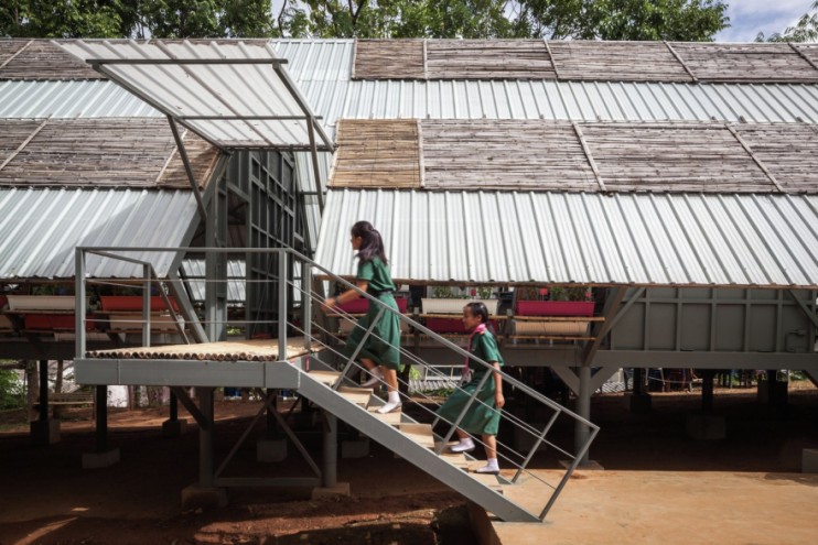 Vin Varavarn Architects, a Bangkok-based firm, developed a new architectural typology for earthquake resistant schools.