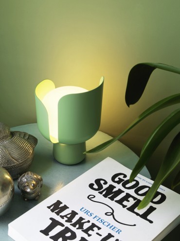Fontana Arte lights: Blom Green
