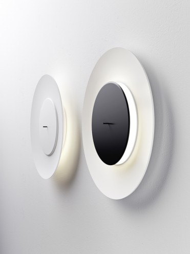 Fontana Arte lights: Lunaire White