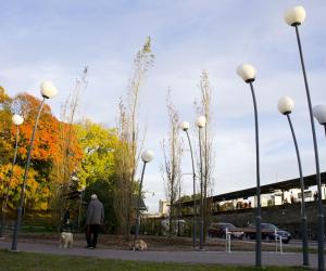 Kristinebergs Slottspark street lamps by Front. 