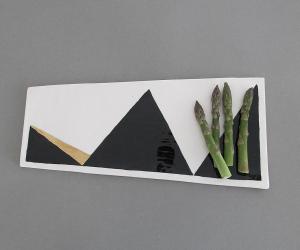 Geometric platter by Alexia Klompje. 