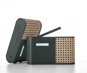 Hybrid radio by Mathieu Lehanneur for Lexon. 