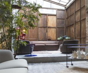 Orla armchair by Jasper Morrison for Cappellini. 