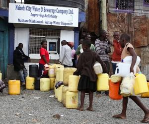 ATMs in Kenya dispense water to the people living in slums who need it. Image:Daniel Irungu
