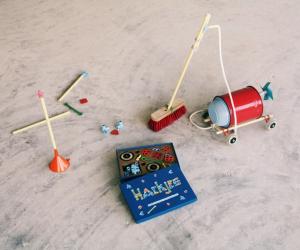 David van der Stel has designed Hackjes, a set of connectors and add-ons created to help you "hack" household objects into creative objects. 