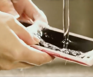 Japanese company Kyocera have just released a smartphone that users can wash and use in the bath