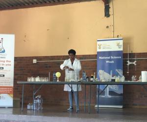 ChemStart: Bridging the gender gap in science education 