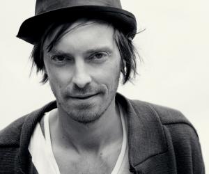 Henrik Vibskov Henrik Vibskov