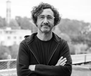 Alfredo Brillembourg is an architect and urban designer redefining the socio-economic system to overcome the emergent challenges in rapid urbanisation. 