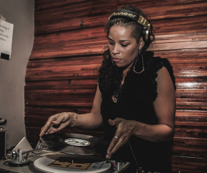 Jessica Cross is the brain behind the acclaimed Cross Colours music sets. Jessica Cross is the brain behind the acclaimed Cross Colours music sets.