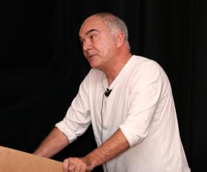 Jo Noero