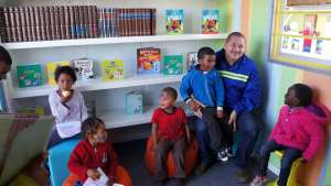 Mandela Day 2012: Blikkiesdorp container library