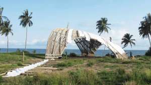 The Haduwa Arts and Culture Institute is a large bamboo canopy that serves as a meeting place for artists and cultural practitioners in Ghana. 