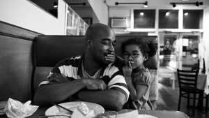 Zun Lee’s photographs alternate notions of black fatherhood in America