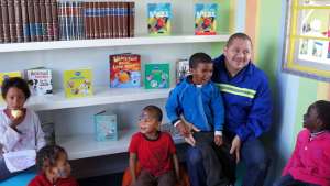 Mandela Day 2012: Blikkiesdorp container library